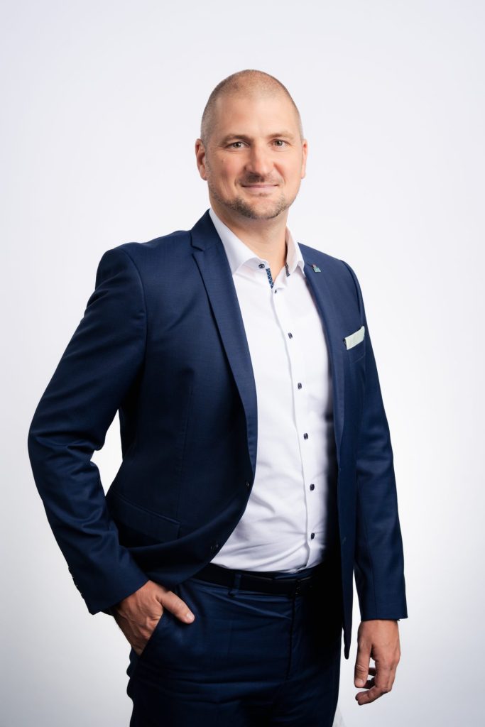 Florian Schultz - Head of Sales ATBAS GmbH & Co. KG